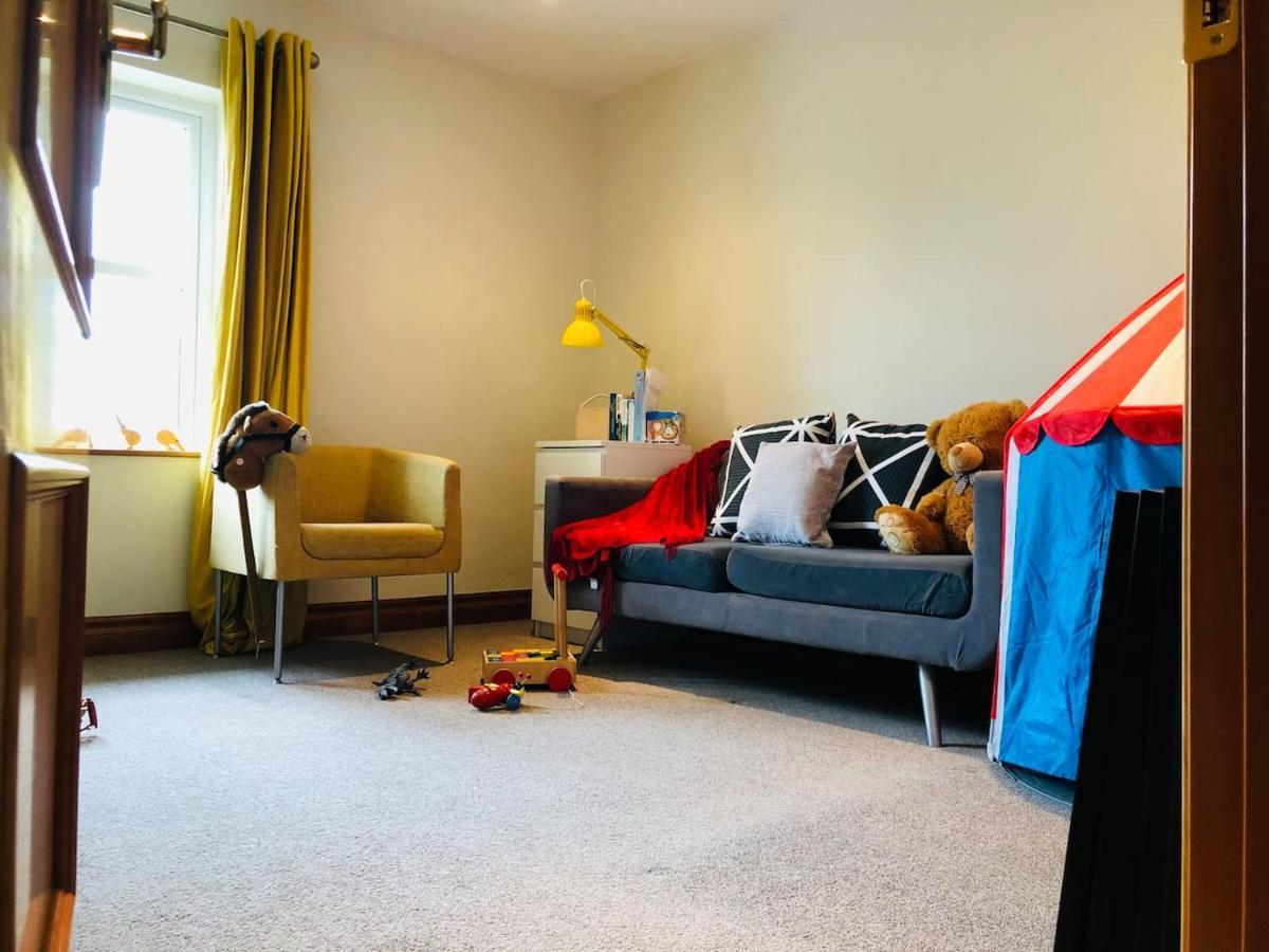 Connemara. 3 Bedroom, 8 Bed, Holiday Home Голуэй Экстерьер фото