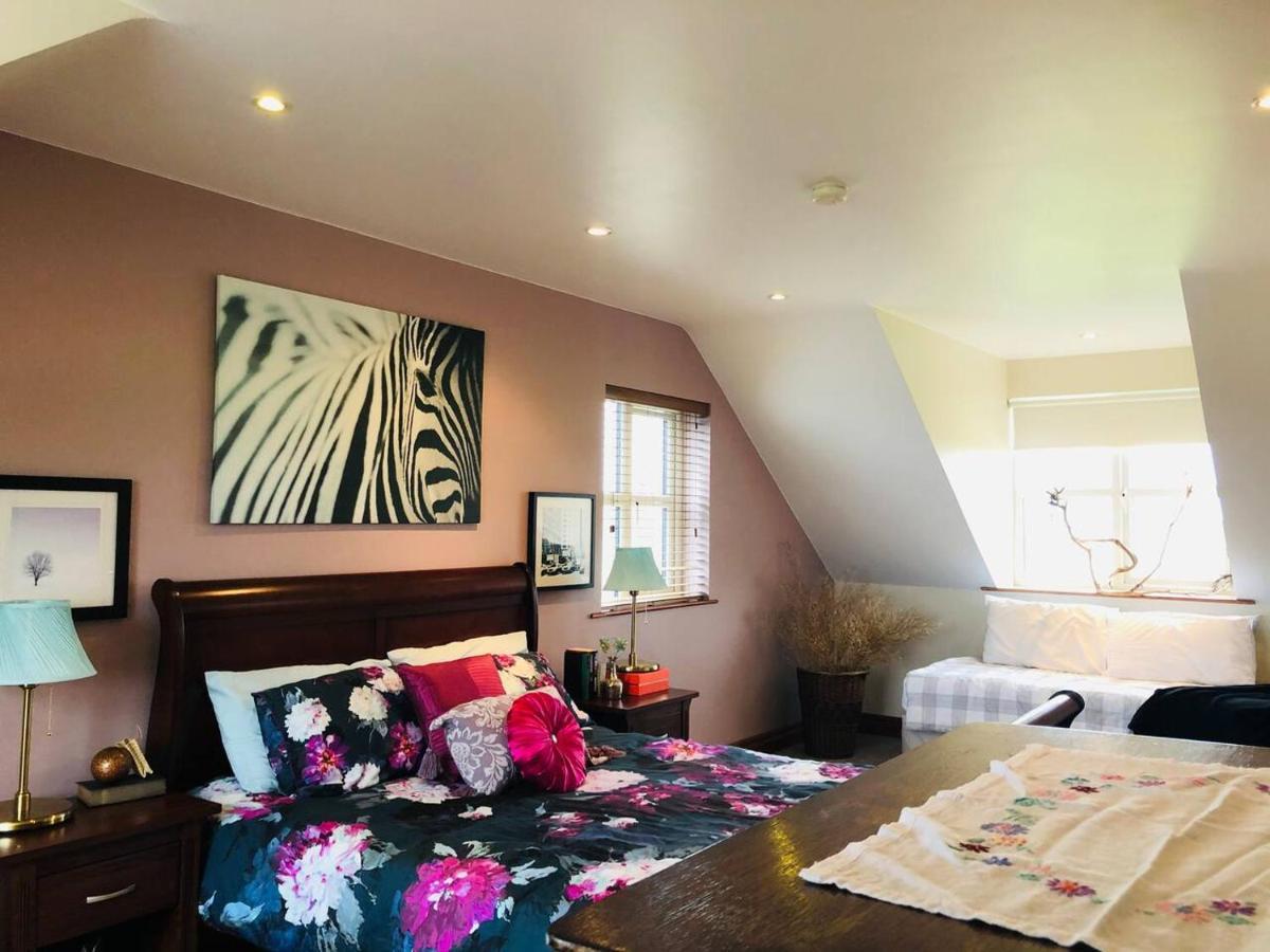 Connemara. 3 Bedroom, 8 Bed, Holiday Home Голуэй Экстерьер фото